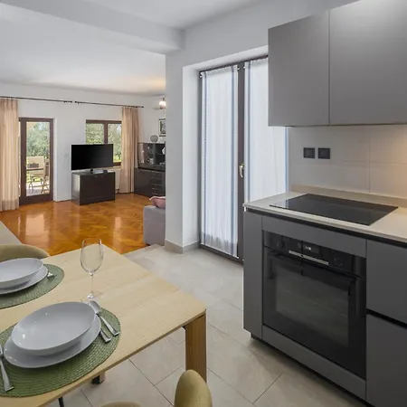 Apartment Ljerka *