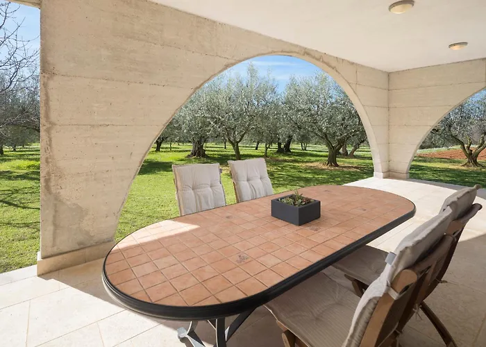 Ljerka Apartamento *